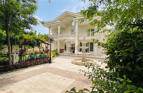 1100 متر باغ ویلا لوکس در کردزار شهریار