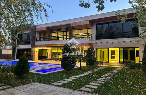 باغ ویلا سوپر لاکچری 1050 متری در ملارد