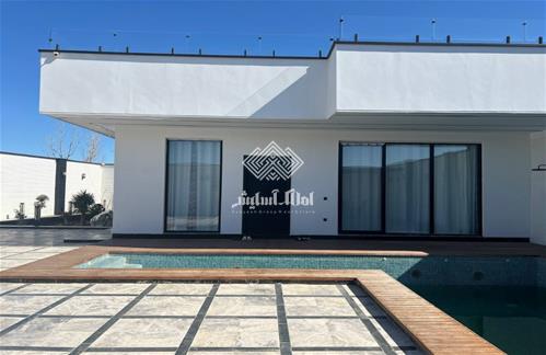 فروش ویلا مدرن 540 متری در اسفند آباد 